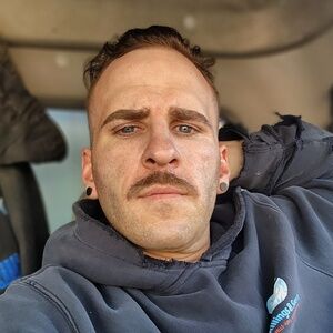 Meet your Posher, Justin